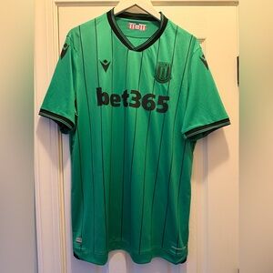 Stoke City FC Macron Soccer Jersey Men’s Size XXL! Great condition!